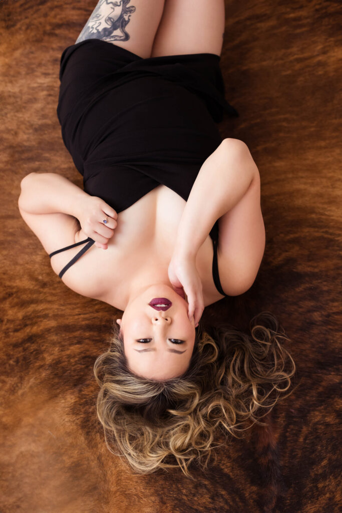 Calgary Boudoir Photographer, intime photos, boudie photos, empowerment women portraits, Cagalry women portraits