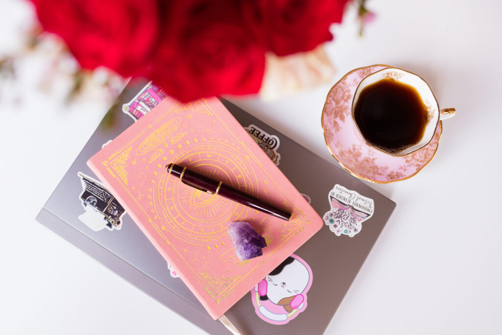 Claudia T Photography, vintage tea set, writer