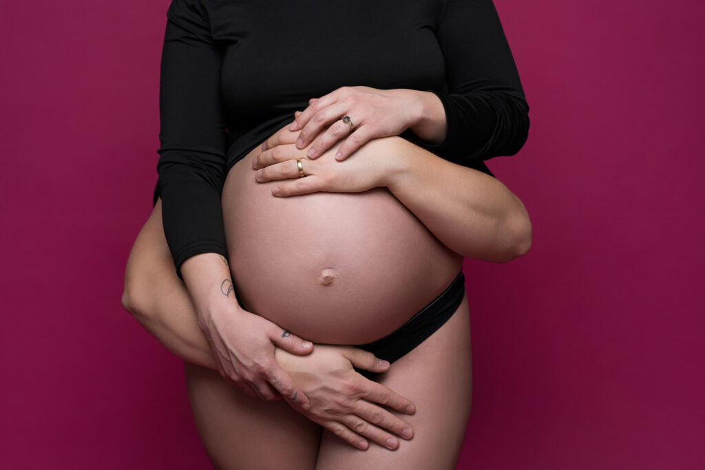 gifts for her, maternity gift idea, Claudia T. Photography, maternity portrait studio in Calgary, luxury maternity portrait photographer